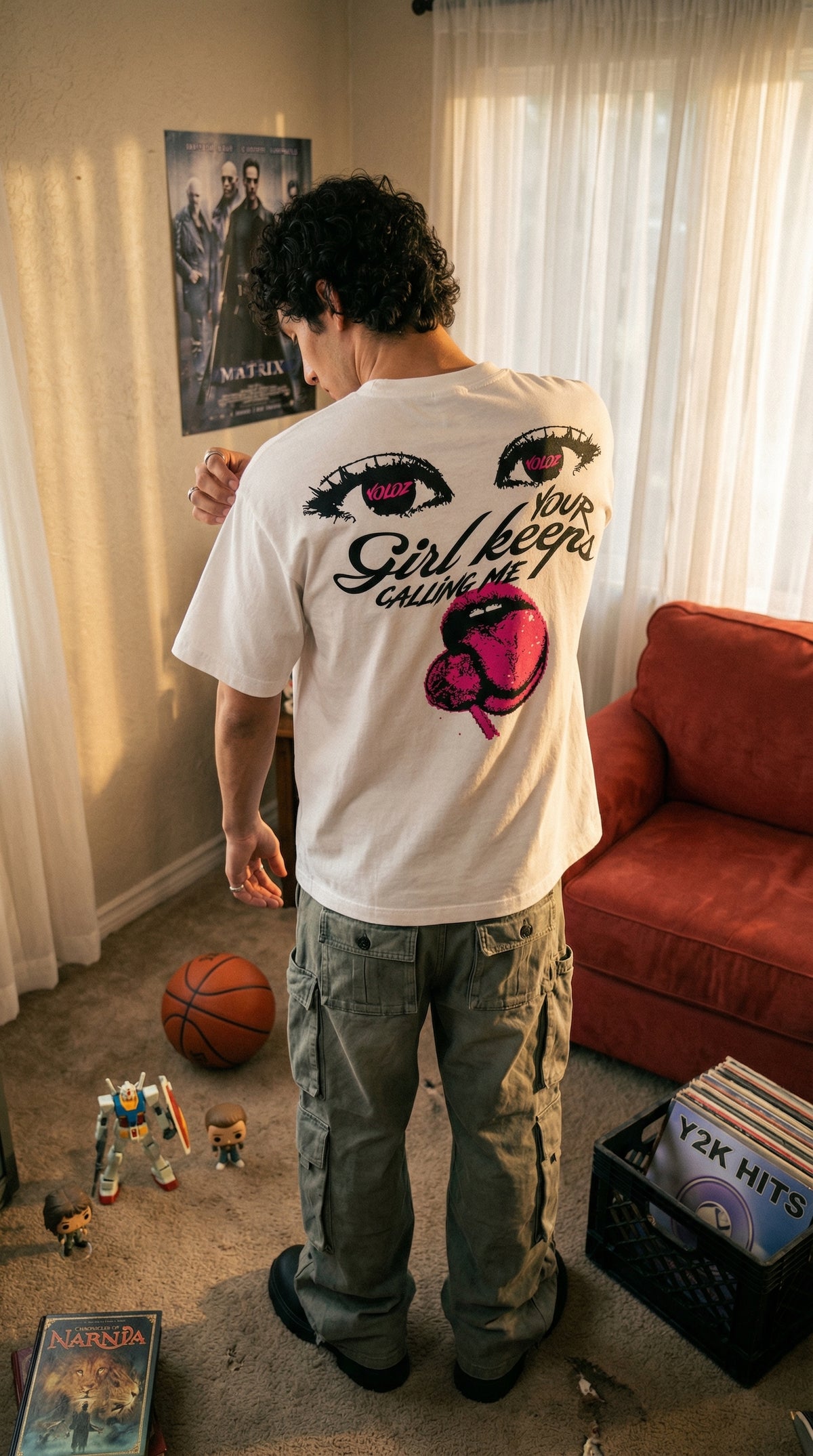 OVERSIZED T-SHIRTS