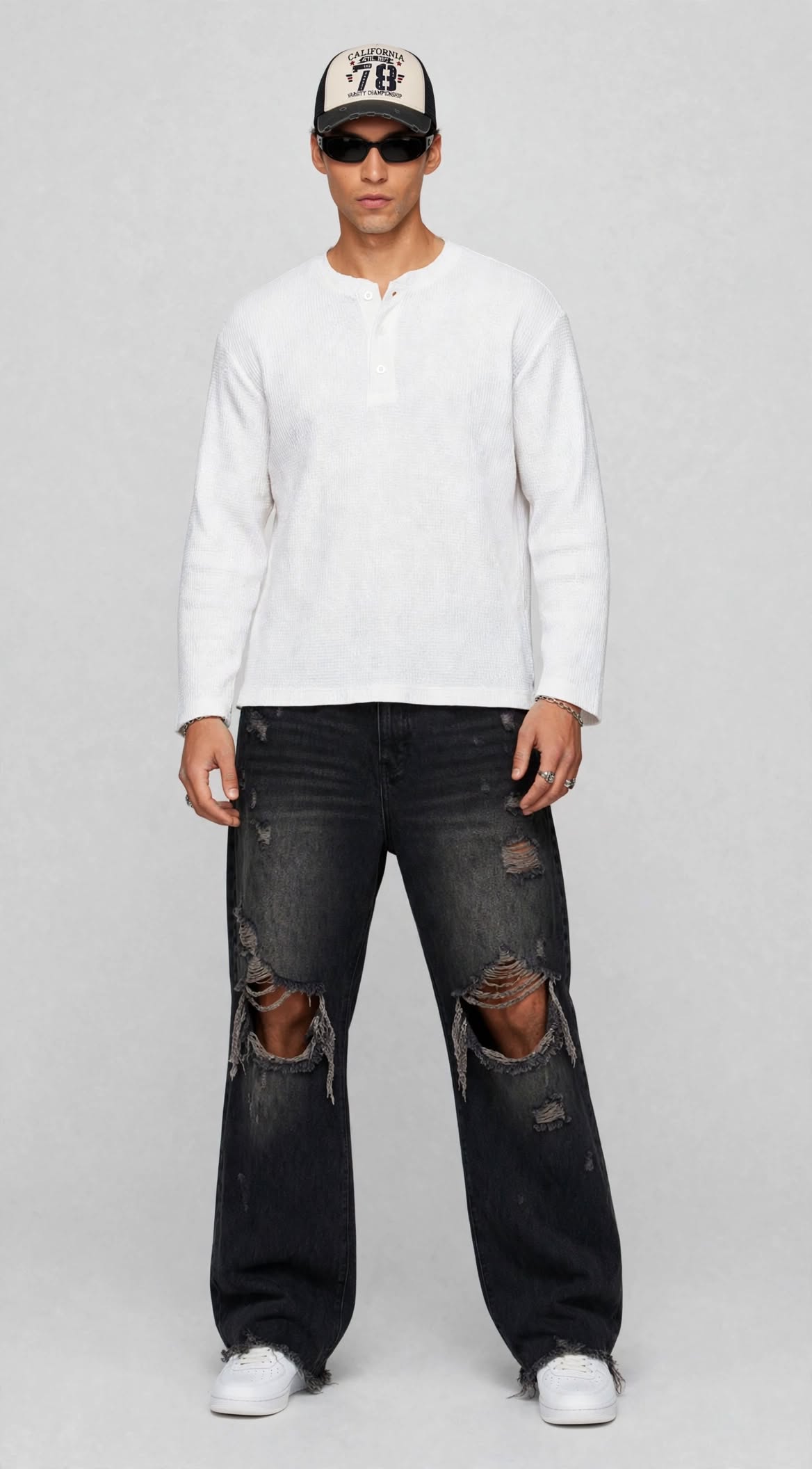 BASIC WHITE HENLEY