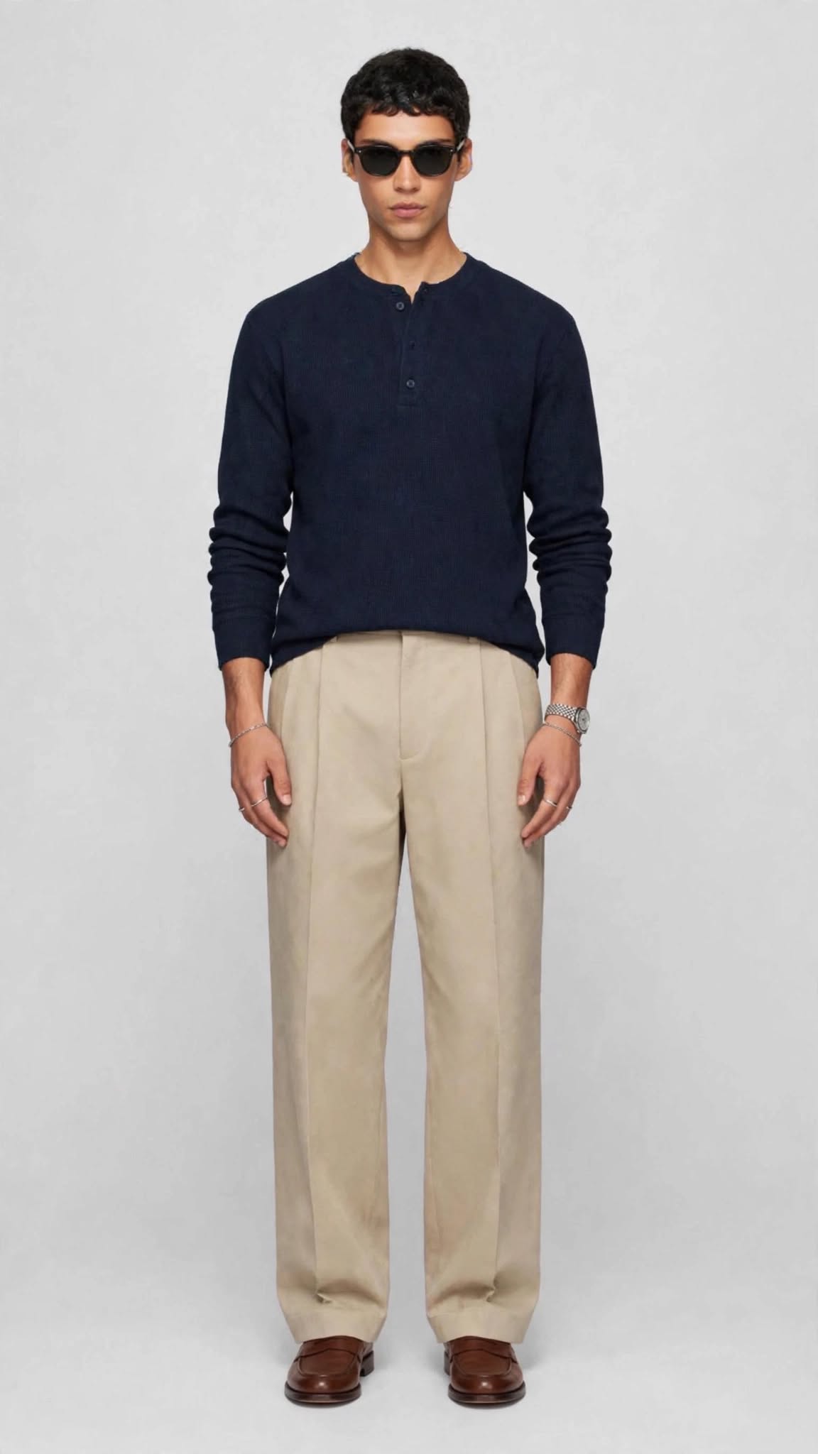 BASIC NAVY BLUE HENLEY