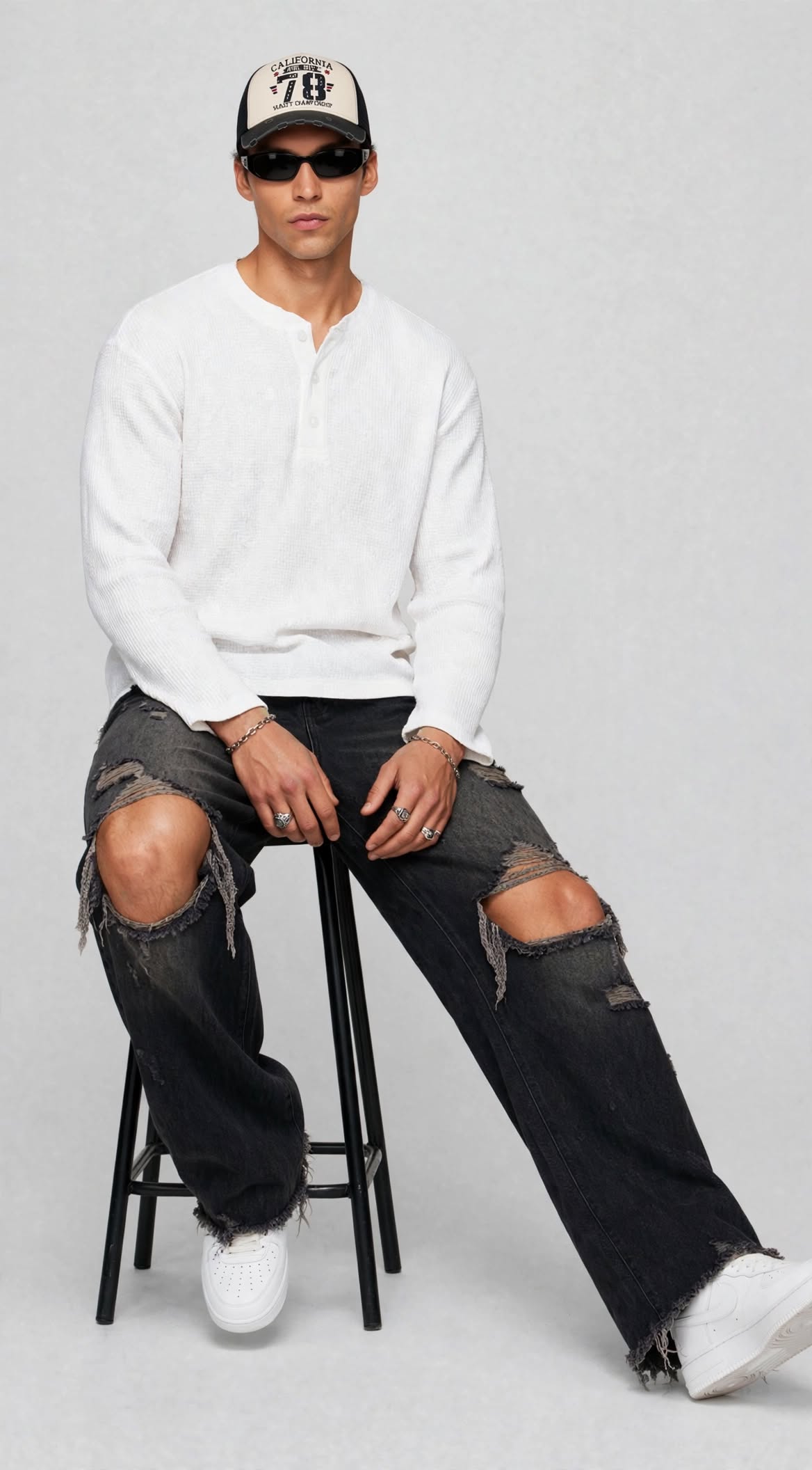 BASIC WHITE HENLEY