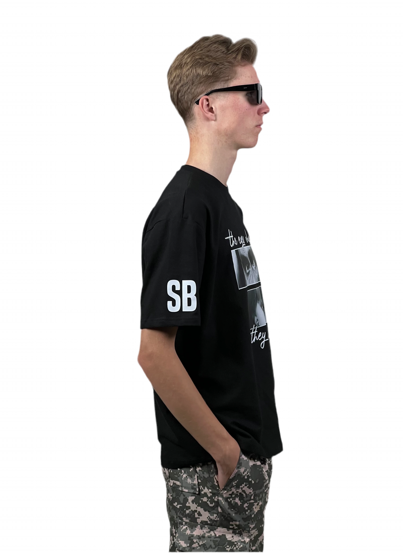 EYES NEVER LIE OVERSIZED T-SHIRT